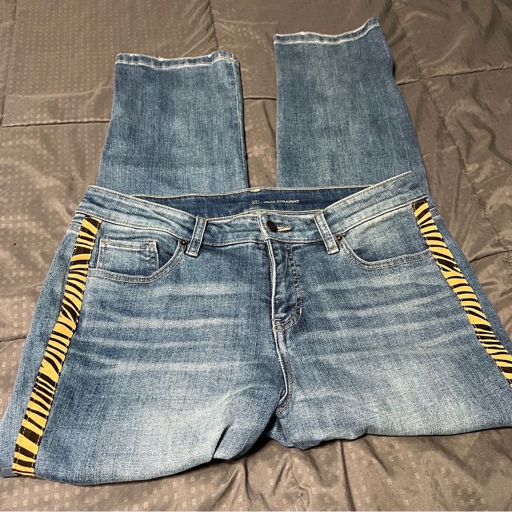 New York & Company Slim Straight Jeans Tiger Stripe Accent New Women's Size 12